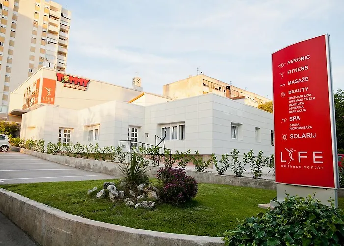 Parkcity 3* Σίμπενικ