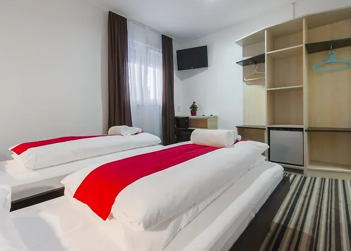 Parkcity Πανσιόν 3*