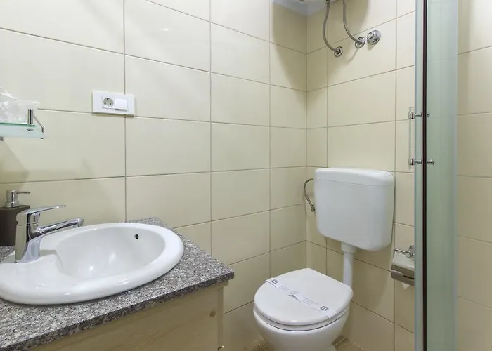 Parkcity Πανσιόν Σίμπενικ