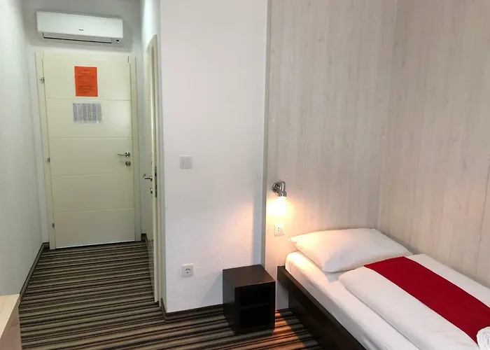 Πανσιόν Parkcity Σίμπενικ